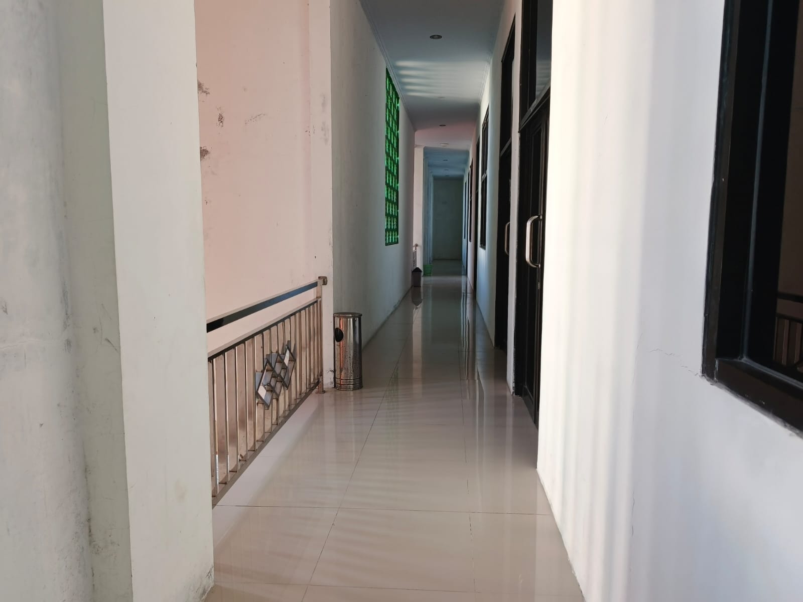 Koridor/lorong gedung Pascasarjana